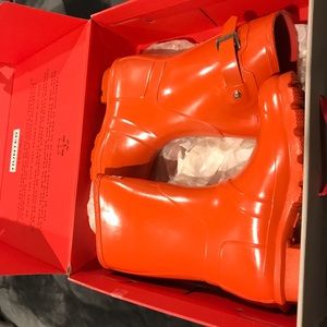 Authentic Hunter boots US7